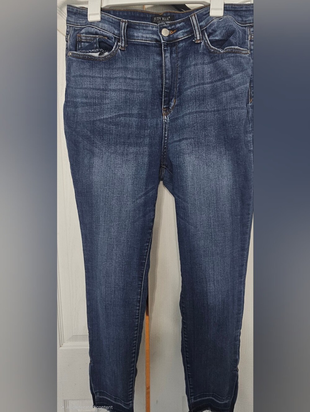 Judy Blue skinny jeans with a high-quality stretch featuring a dark blue wash - Picture 6 of 9